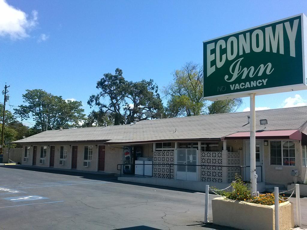 Economy Inn Paso Robles Exterior photo